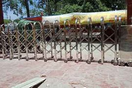 Cổng Hồng Môn sản xuất tại Việt Nam lên ngôi thời Covid-19